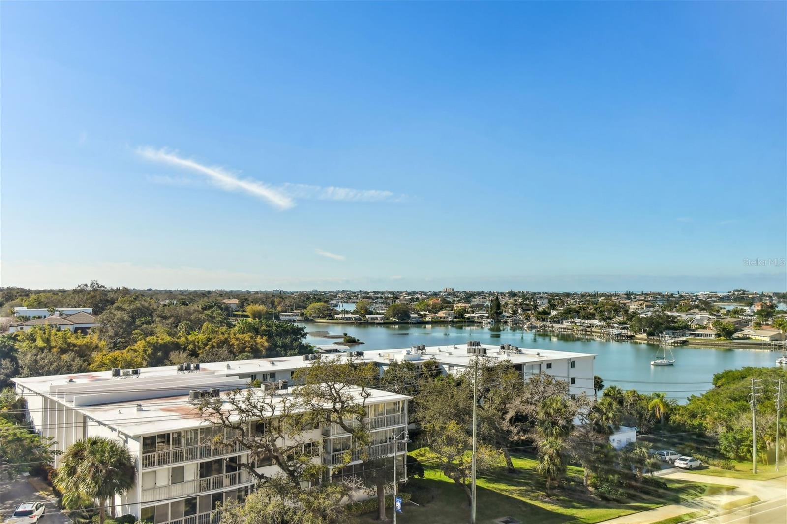 100 BLUFF VIEW DR #607A, BELLEAIR BLUFFS, FL, 33770