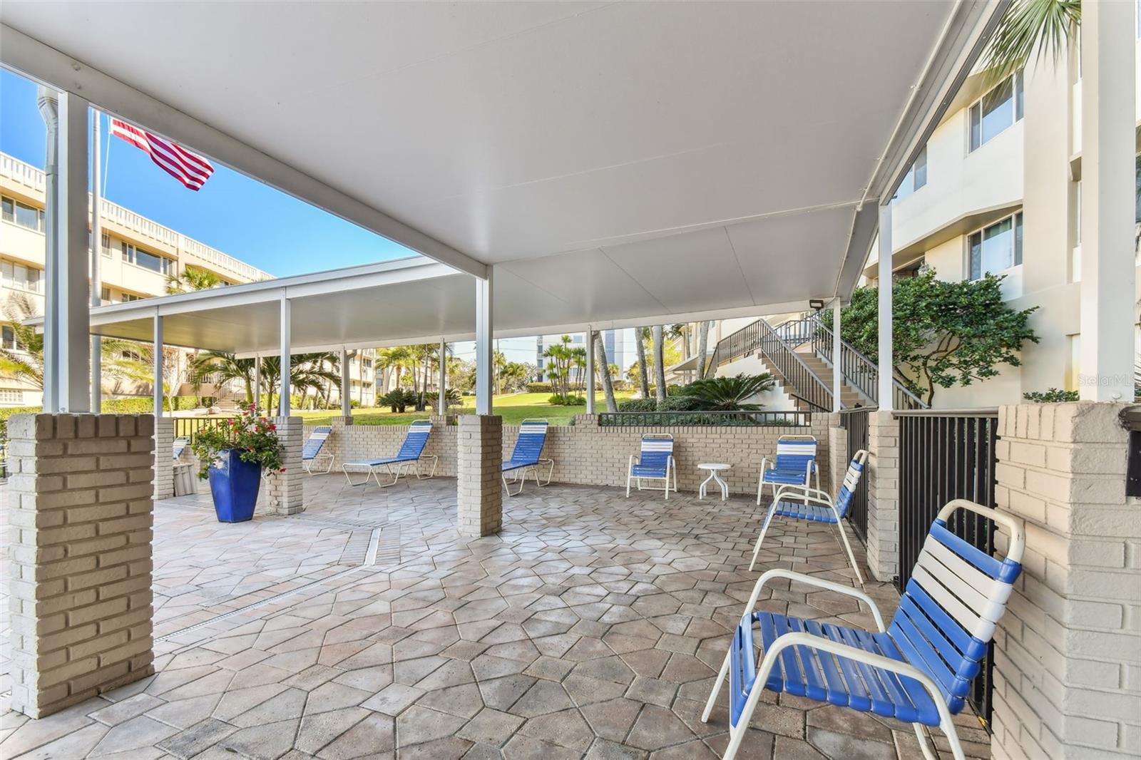 100 BLUFF VIEW DR #607A, BELLEAIR BLUFFS, FL, 33770