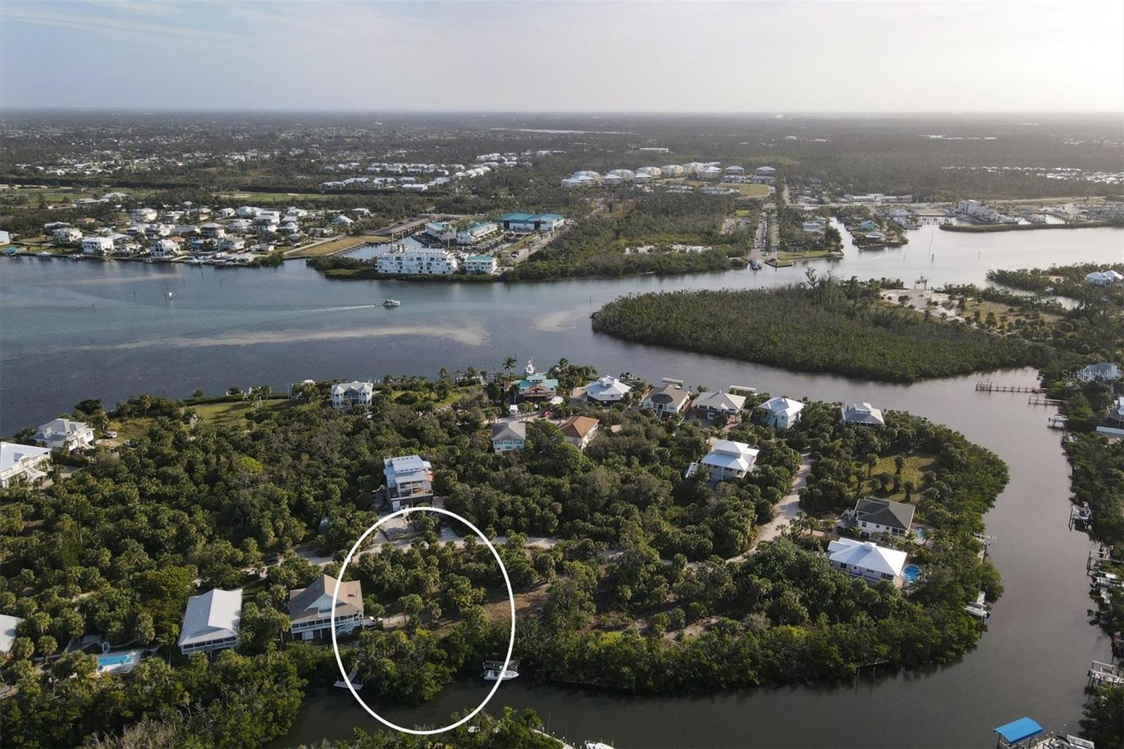 21 BAYSHORE CIR, PLACIDA, FL, 33946