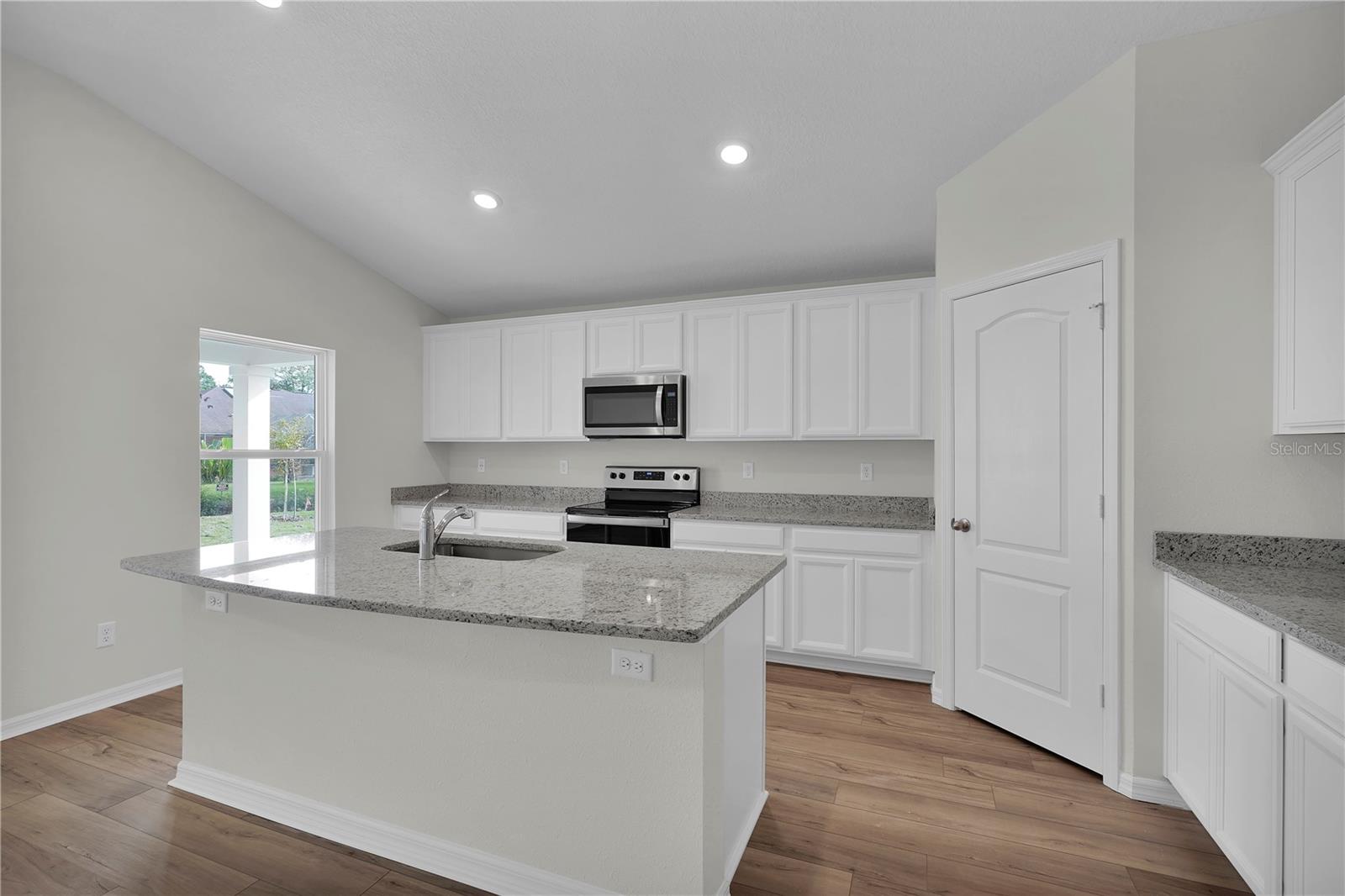 19 PINEAPPLE DR, PALM COAST, FL, 32164