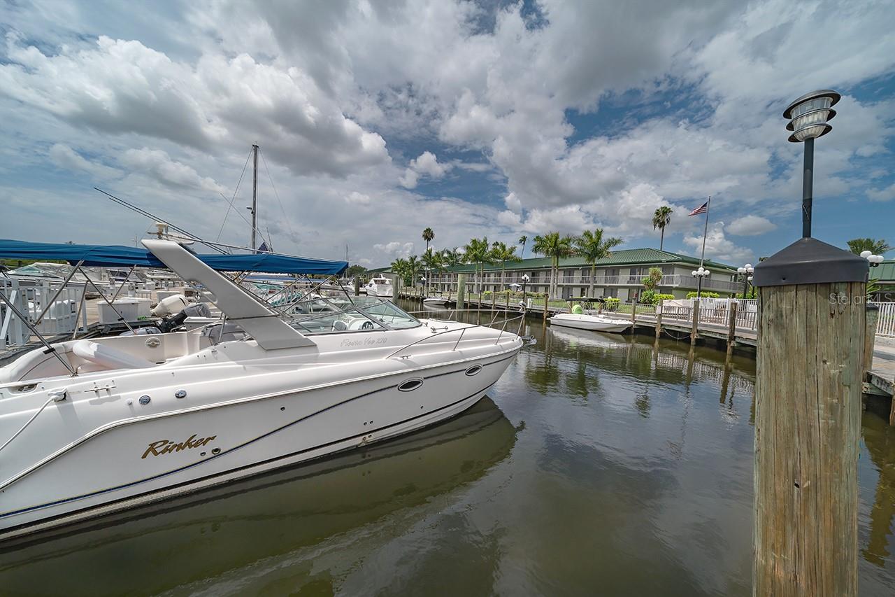 7150 N TAMIAMI TRL #S-606, SARASOTA, FL, 34243