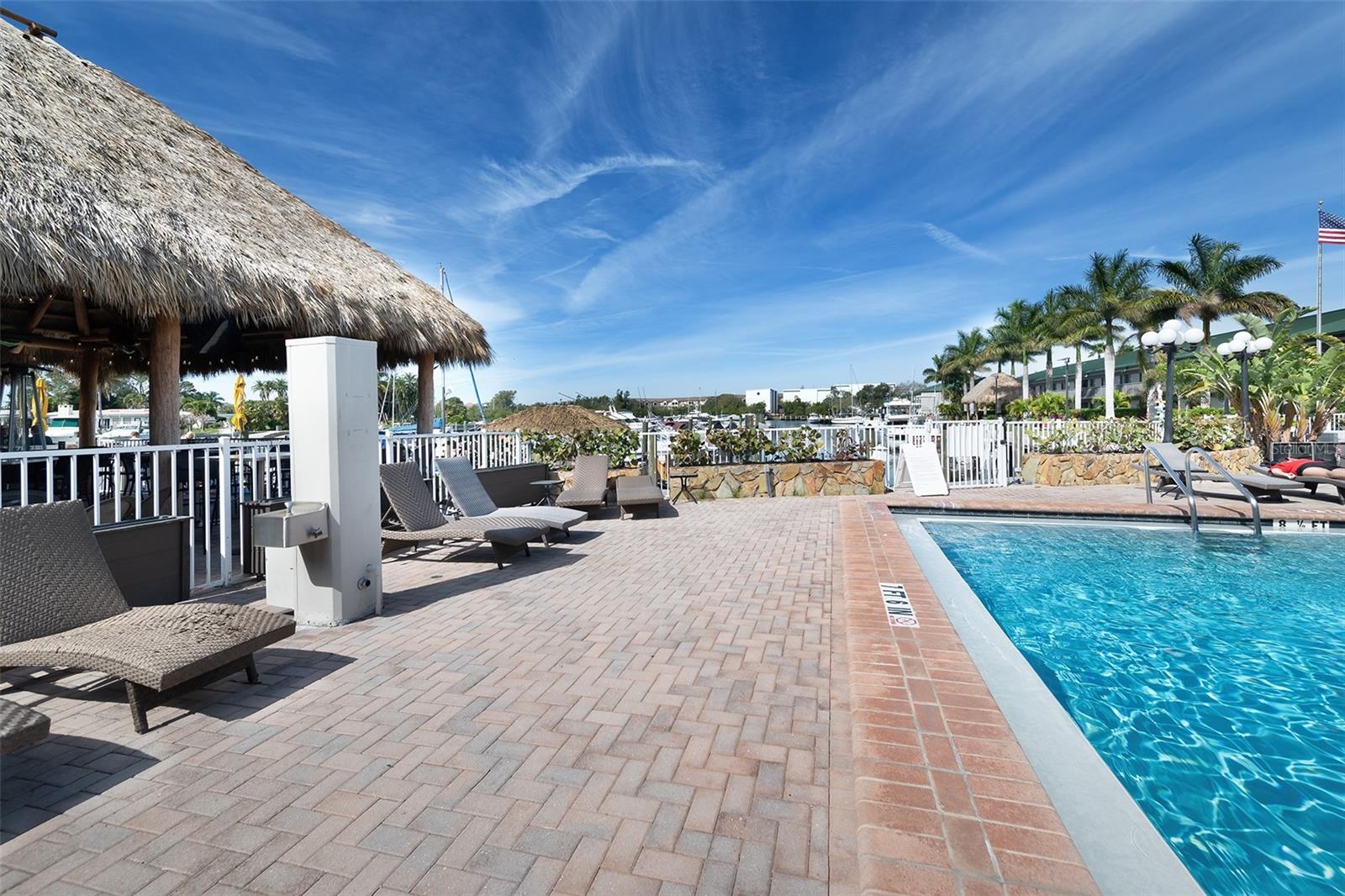 7150 N TAMIAMI TRL #S-606, SARASOTA, FL, 34243