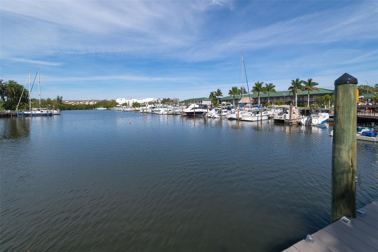 7150 N TAMIAMI TRL #S-606, SARASOTA, FL, 34243