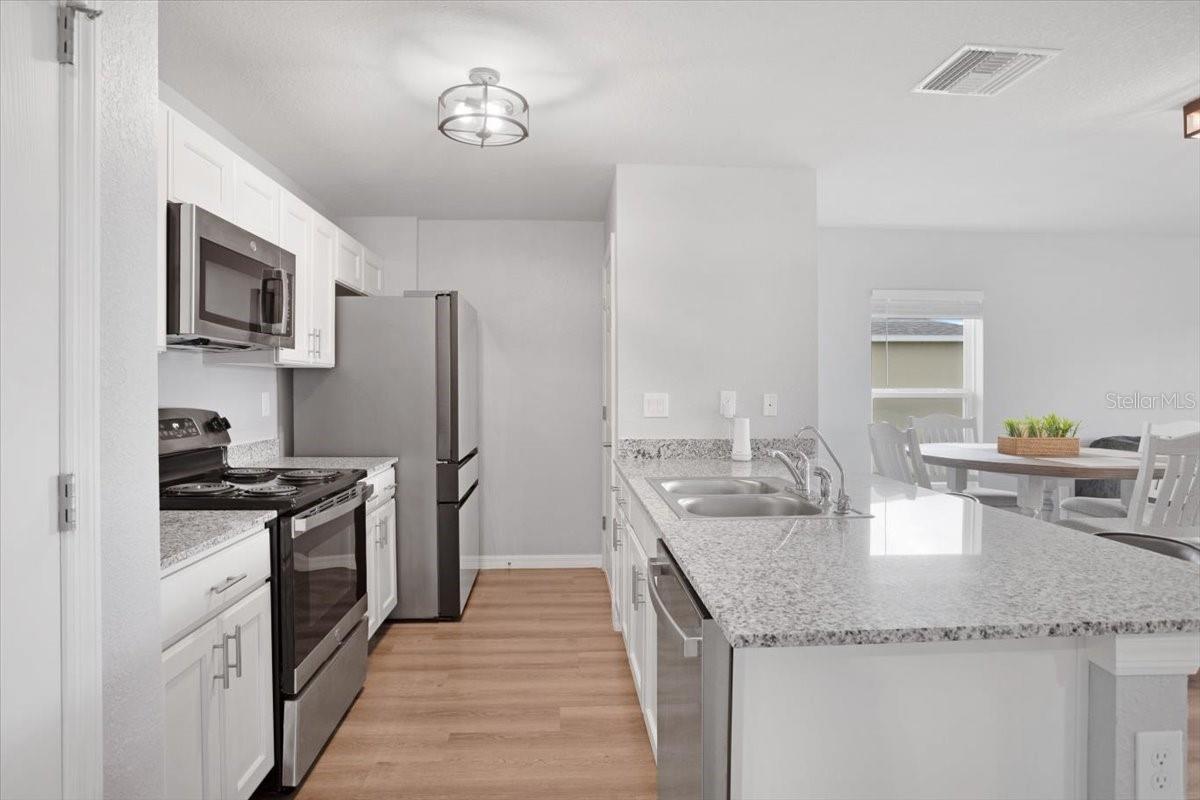 1448 STONE RIDGE CIR, SEBRING, FL, 33870