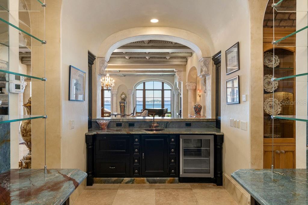 4200 DOWN POINT LN, WINDERMERE, FL, 34786