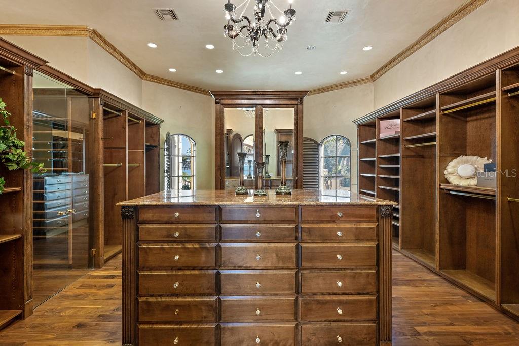 4200 DOWN POINT LN, WINDERMERE, FL, 34786