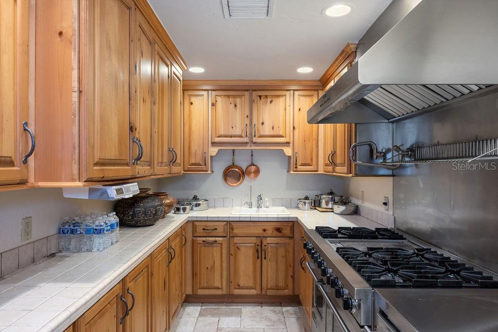 4200 DOWN POINT LN, WINDERMERE, FL, 34786