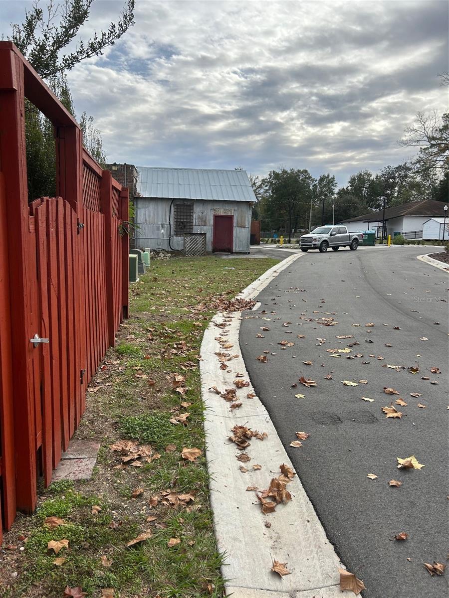 14960 MAIN ST, ALACHUA, FL, 32615