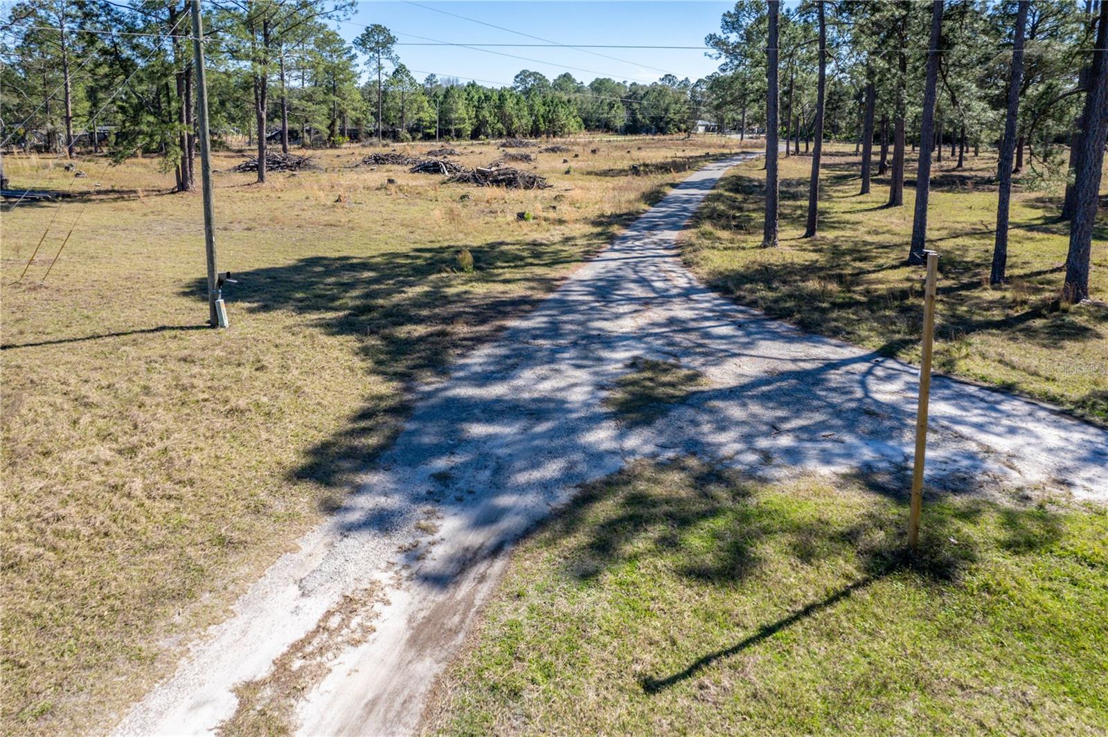 40945 BEACH RD, EUSTIS, FL, 32736