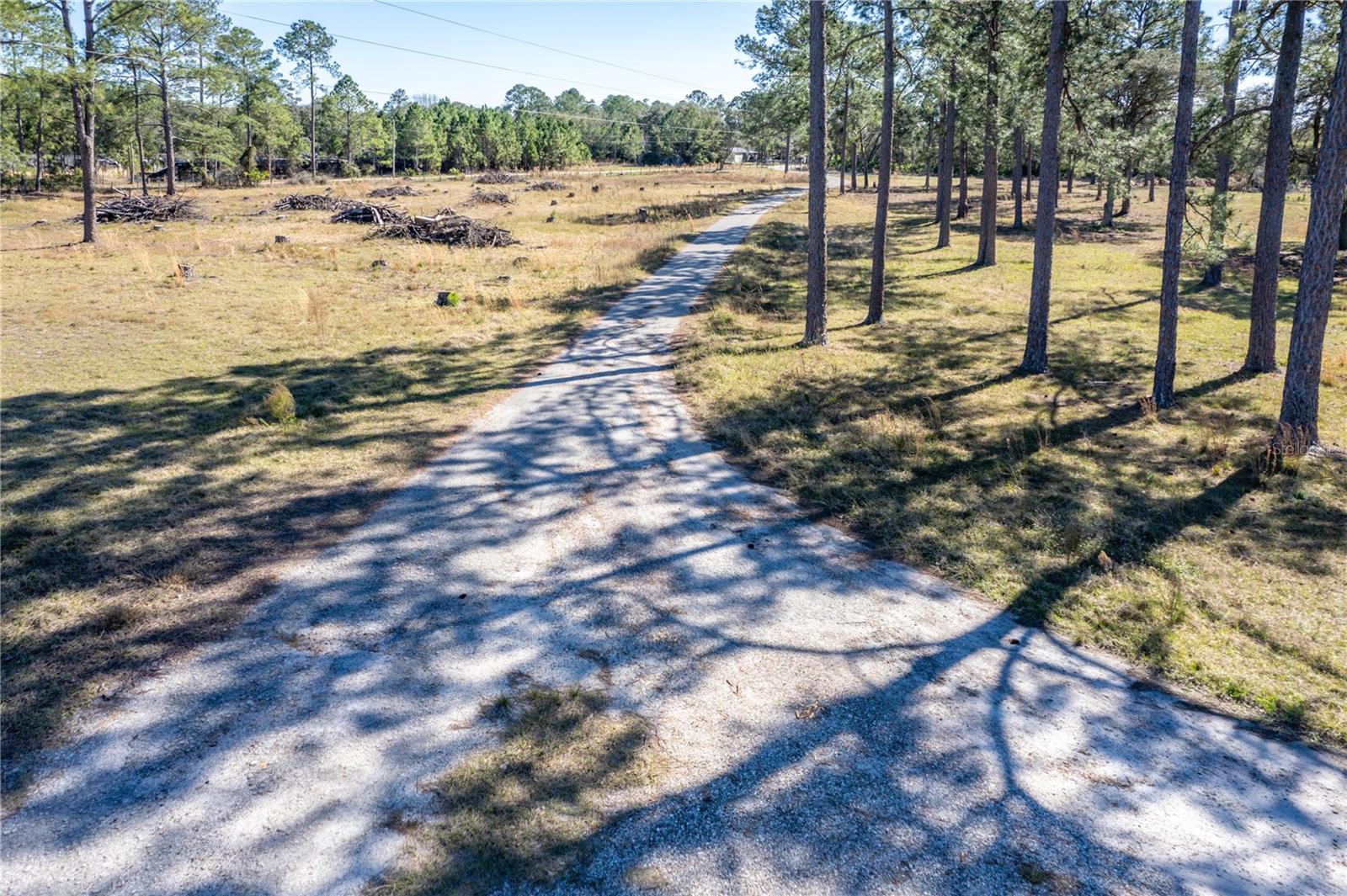 40945 BEACH RD, EUSTIS, FL, 32736