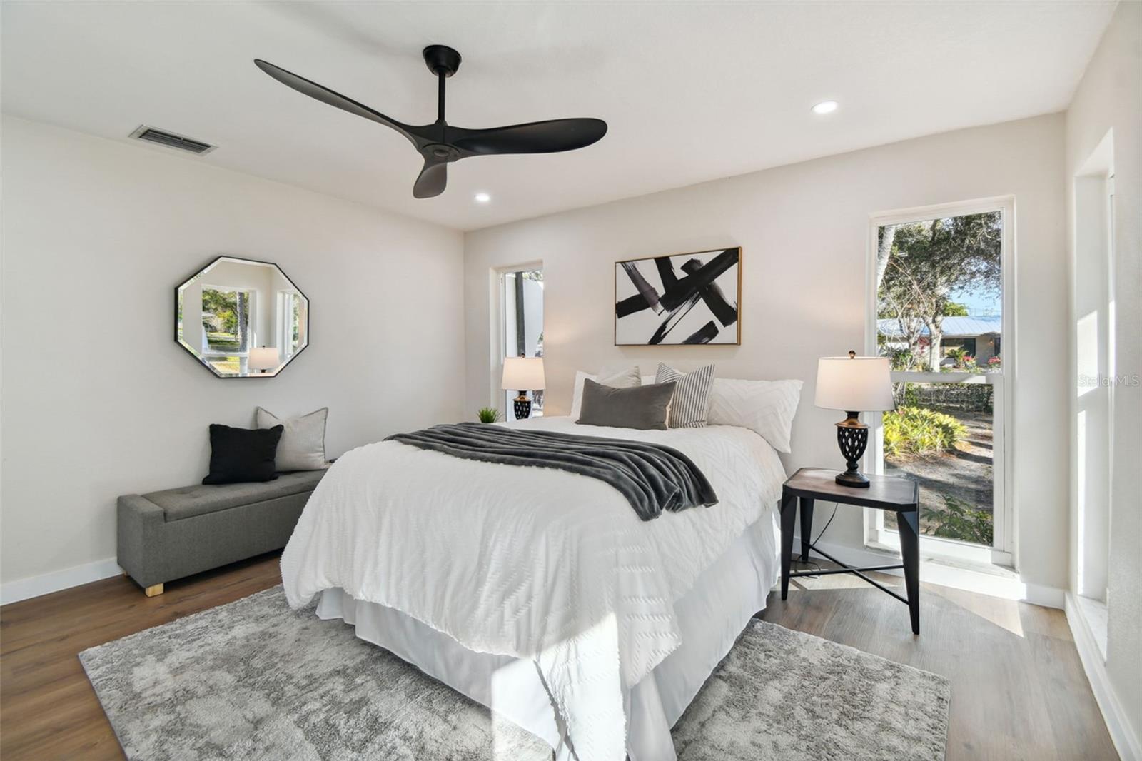 570 CASLER AVE, CLEARWATER, FL, 33755