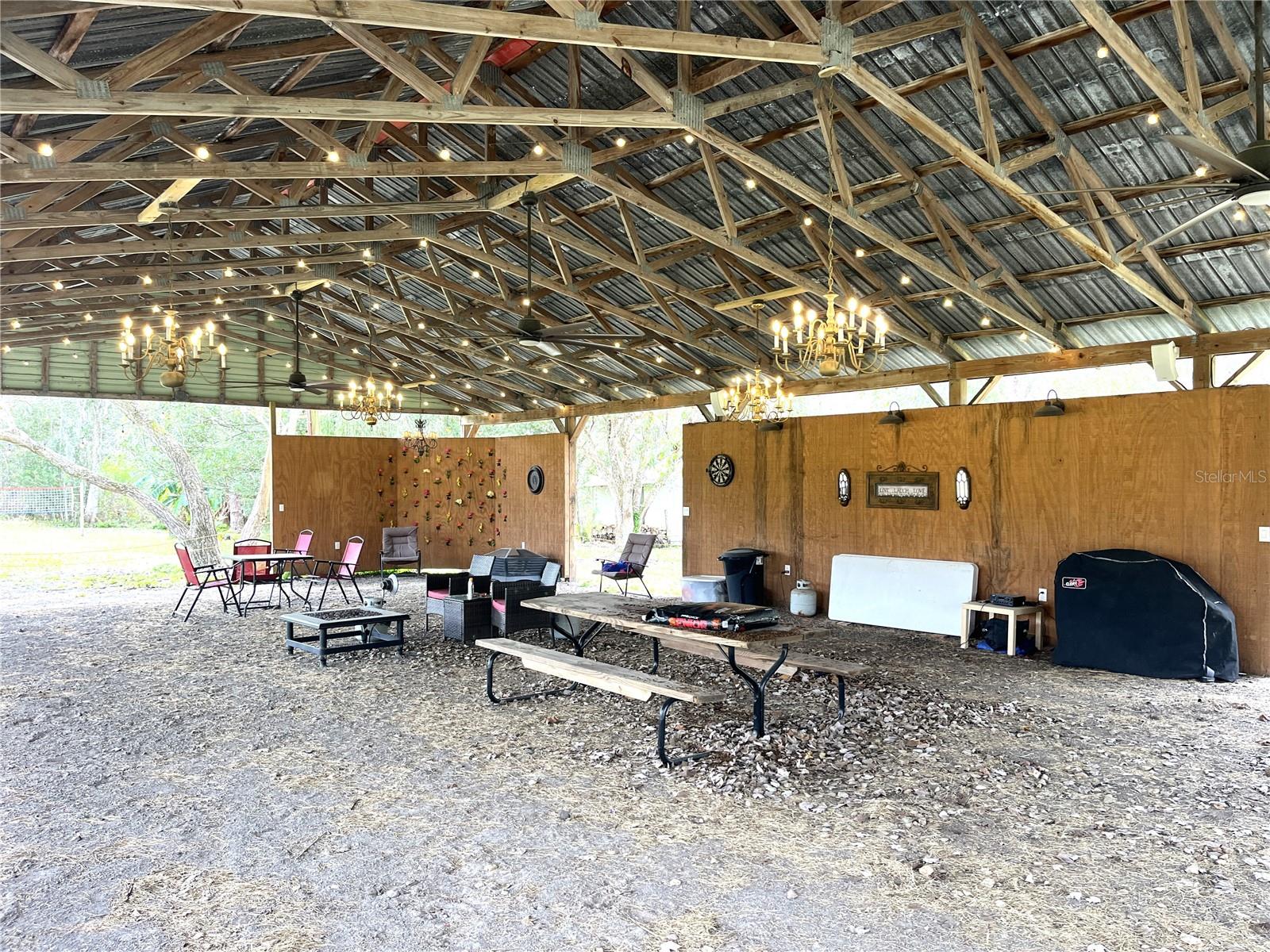 8529 KENTON RD, WESLEY CHAPEL, FL, 33545