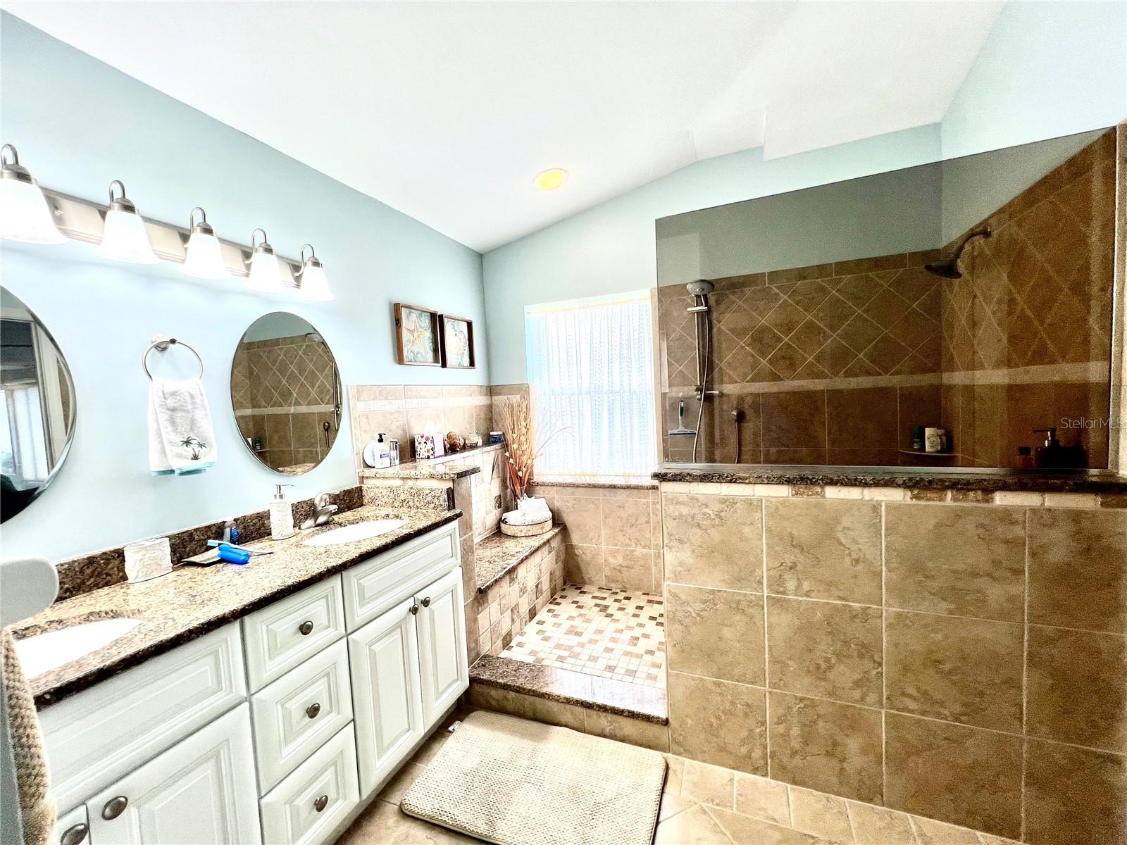 1010 ISLAMORADA BLVD, PUNTA GORDA, FL, 33955