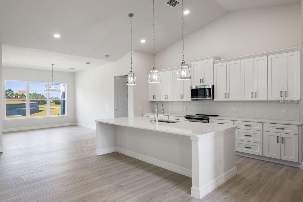208 SNOWY ORCHID WAY, LAKE ALFRED, FL, 33850