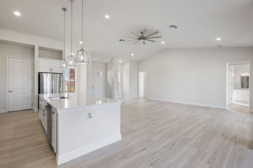 208 SNOWY ORCHID WAY, LAKE ALFRED, FL, 33850