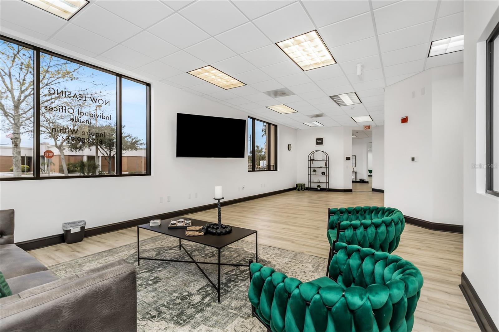 18311 N US HIGHWAY 41, LUTZ, FL, 33549