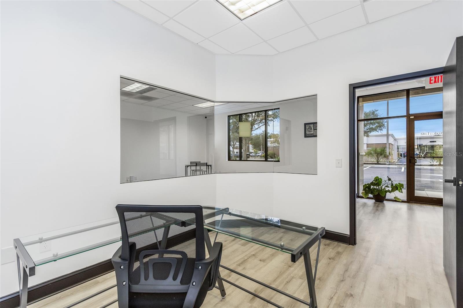 18311 N US HIGHWAY 41, LUTZ, FL, 33549