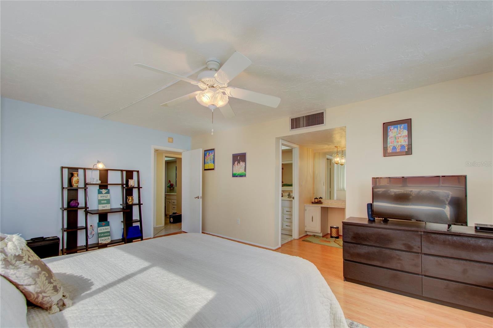 17920 GULF BLVD #1401, REDINGTON SHORES, FL, 33708
