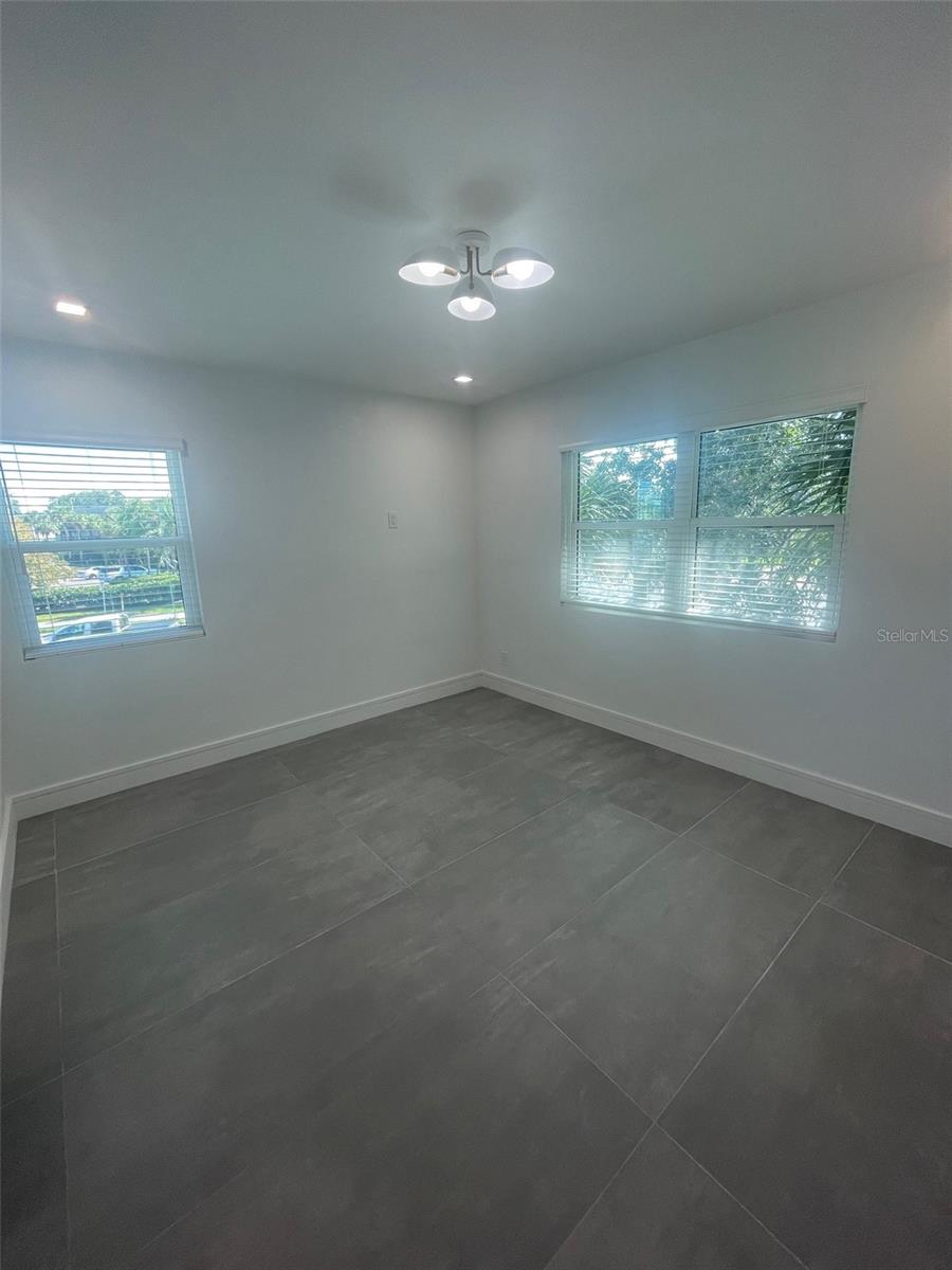 499 1ST ST S #202, ST PETERSBURG, FL, 33701