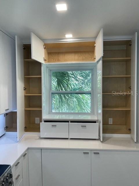 499 1ST ST S #202, ST PETERSBURG, FL, 33701