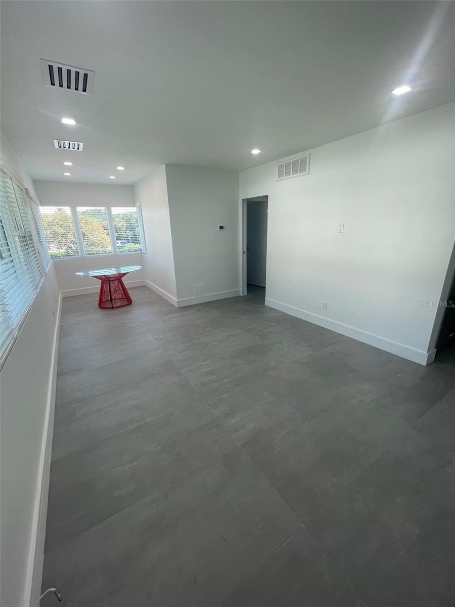 499 1ST ST S #202, ST PETERSBURG, FL, 33701