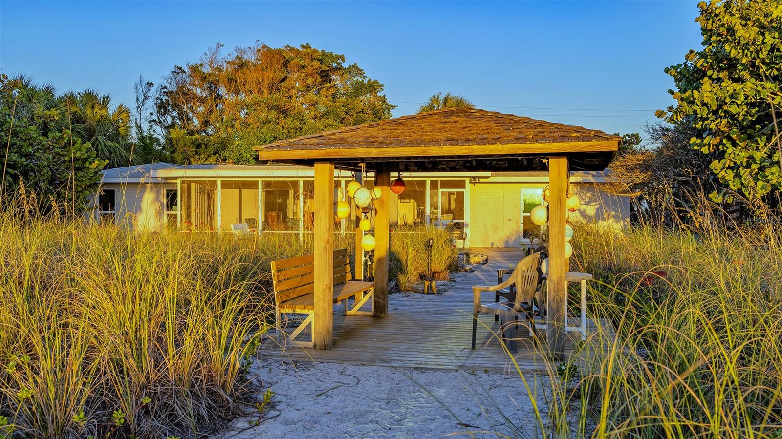 406 S CASEY KEY RD, NOKOMIS, FL, 34275
