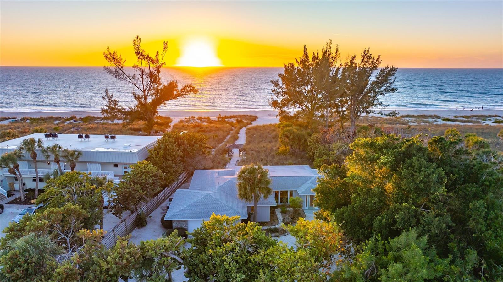 406 S CASEY KEY RD, NOKOMIS, FL, 34275