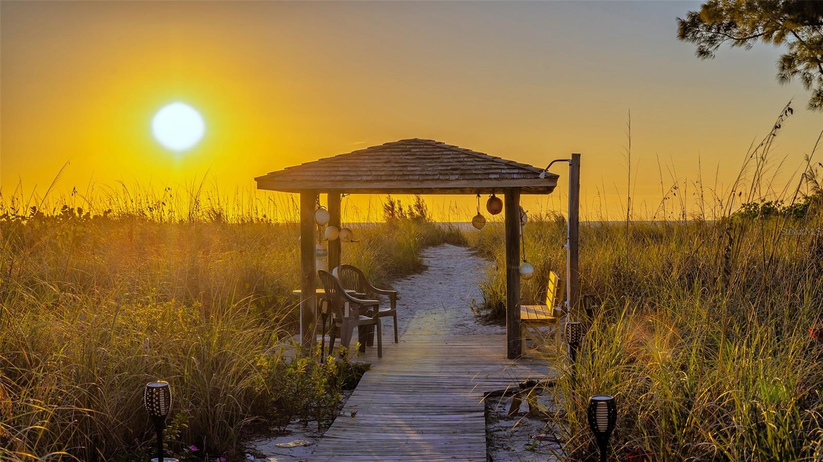 406 S CASEY KEY RD, NOKOMIS, FL, 34275