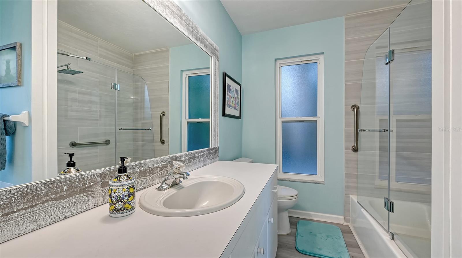 406 S CASEY KEY RD, NOKOMIS, FL, 34275