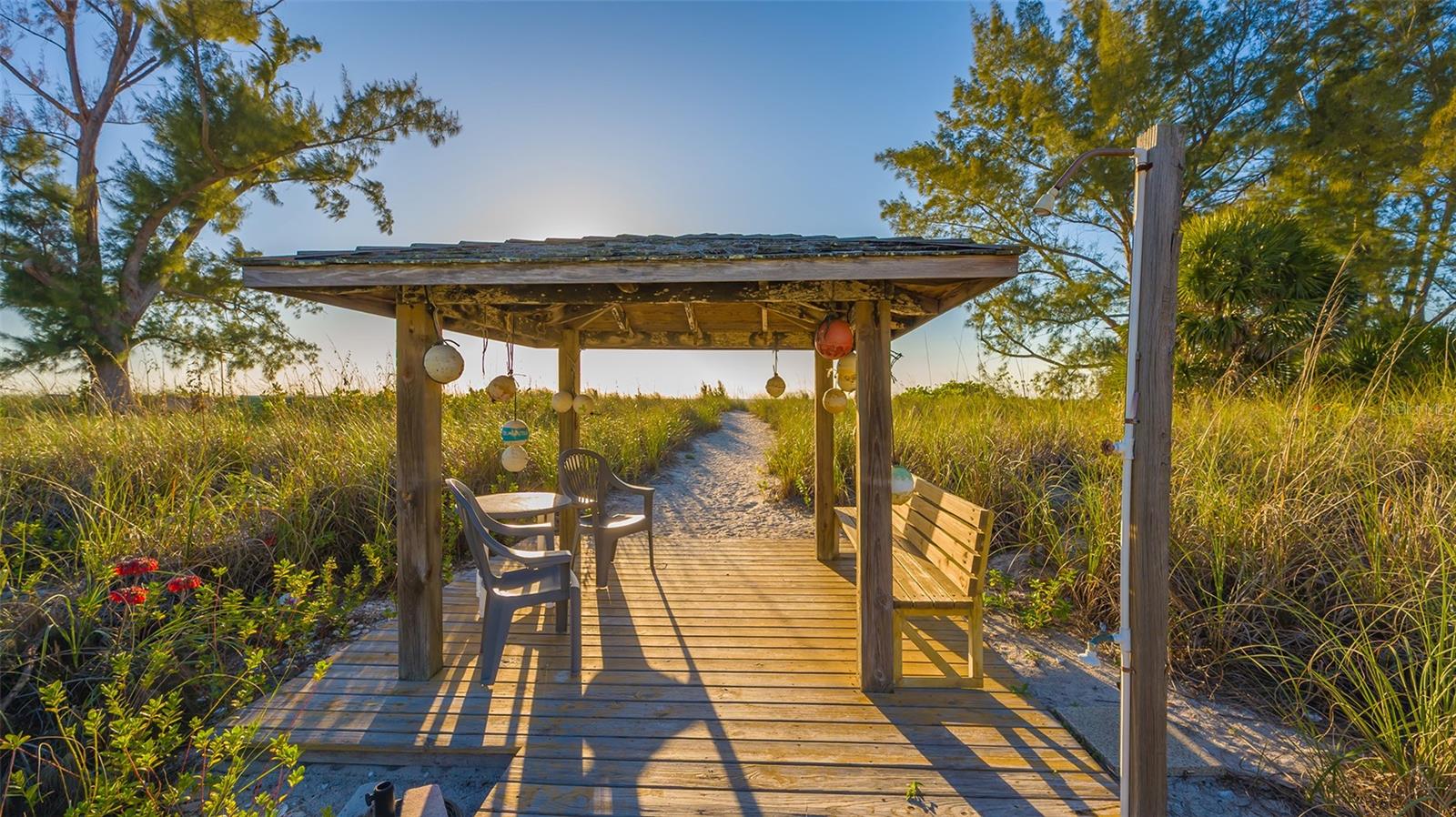 406 S CASEY KEY RD, NOKOMIS, FL, 34275