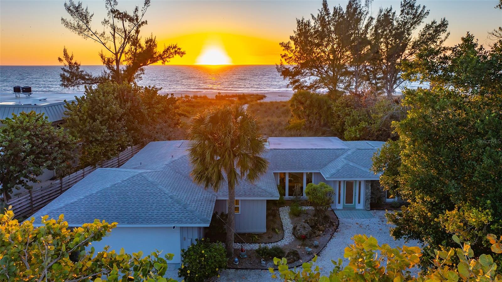 406 S CASEY KEY RD, NOKOMIS, FL, 34275