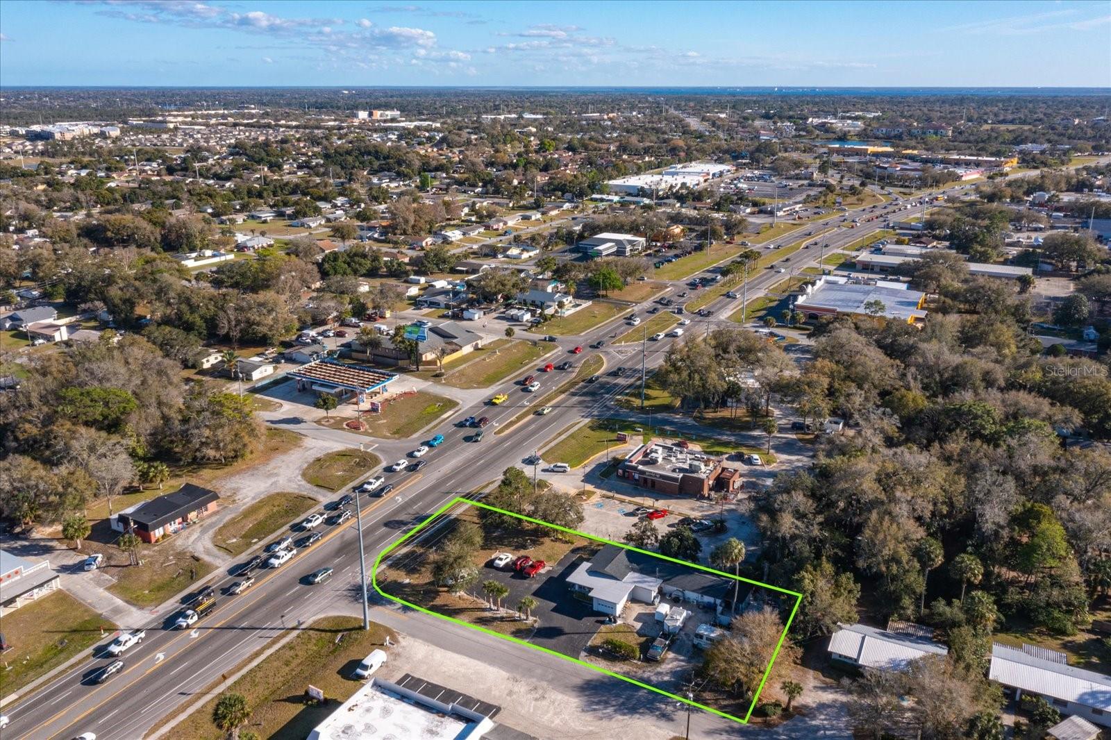 1933 S VOLUSIA AVE, ORANGE CITY, FL, 32763