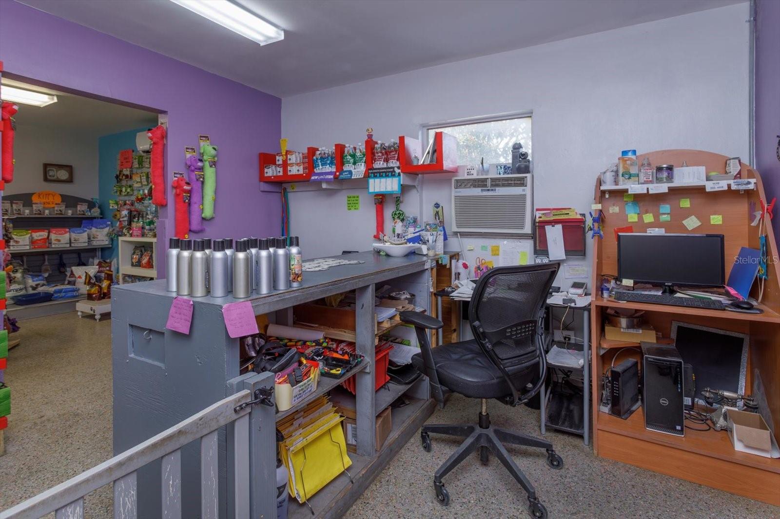 1933 S VOLUSIA AVE, ORANGE CITY, FL, 32763