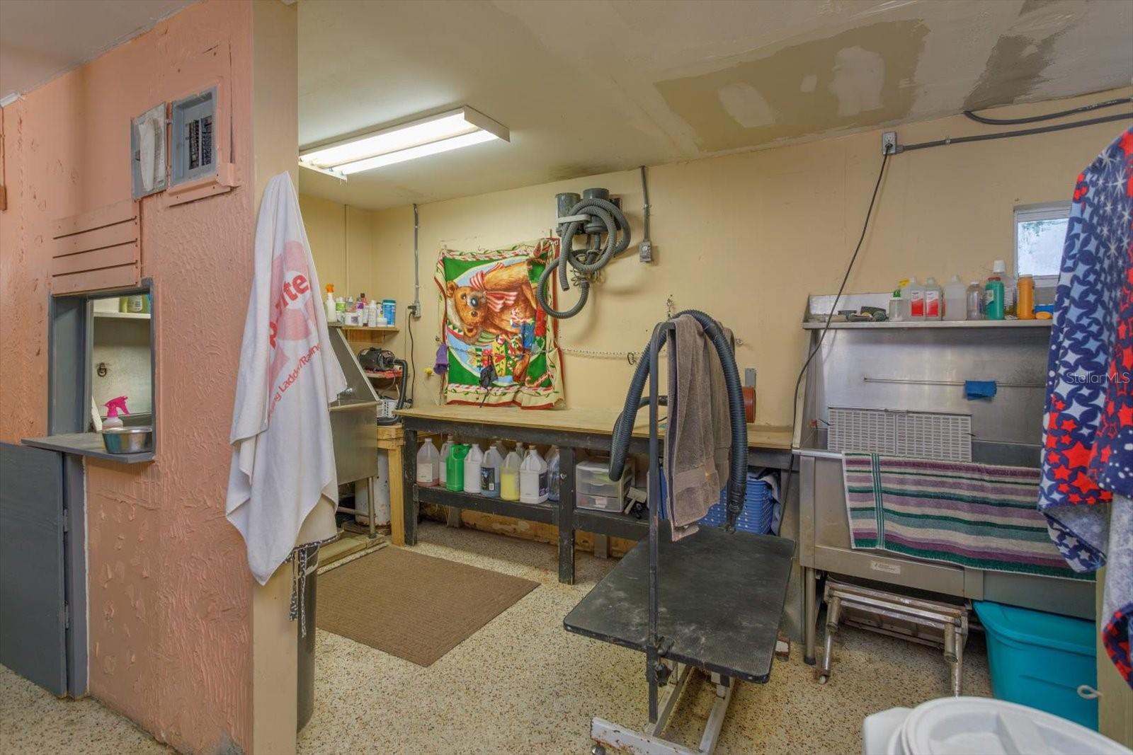 1933 S VOLUSIA AVE, ORANGE CITY, FL, 32763