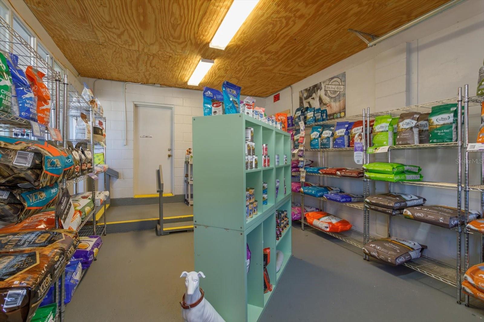 1933 S VOLUSIA AVE, ORANGE CITY, FL, 32763