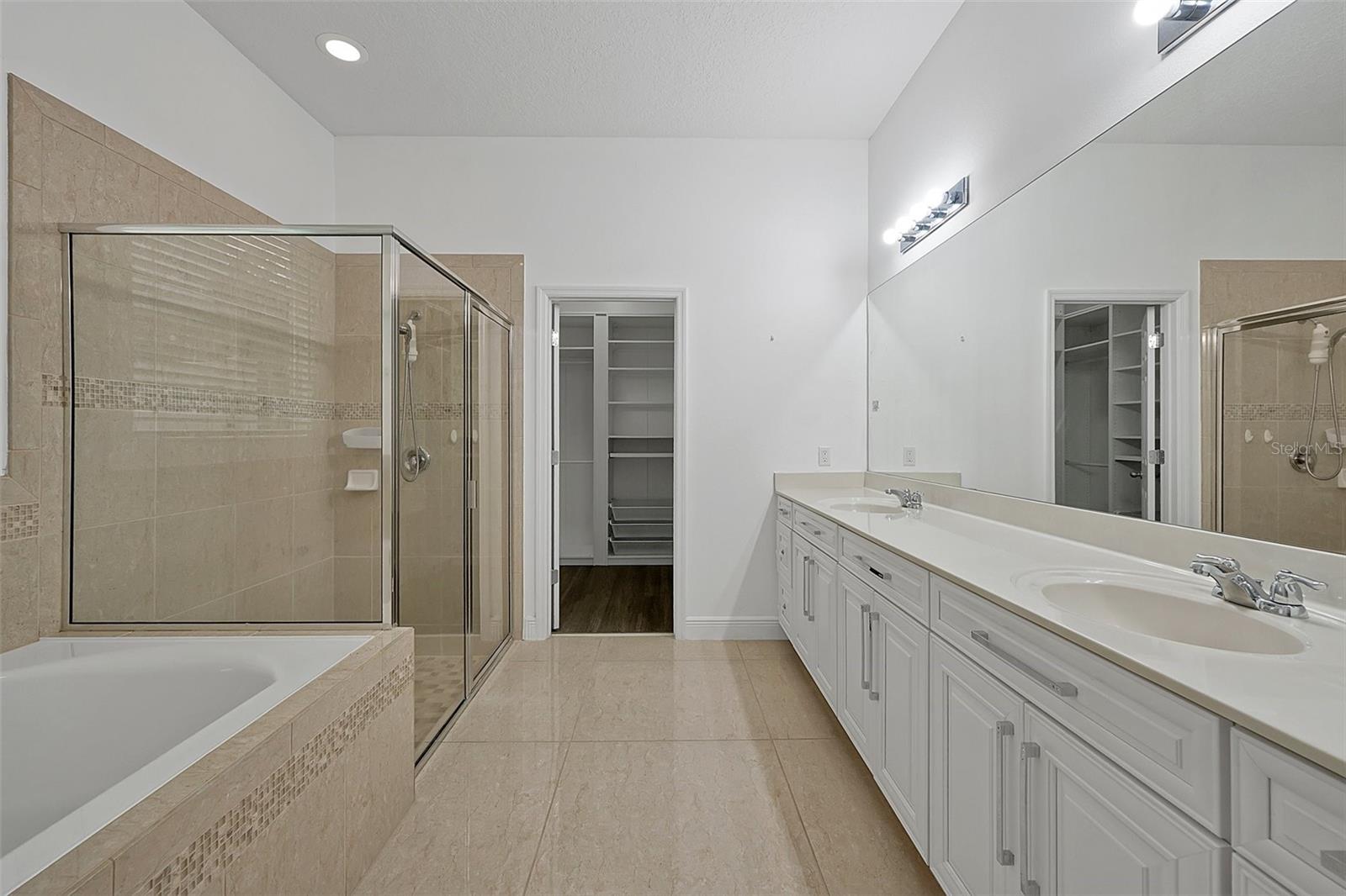 8745 LOOKOUT POINTE DR, WINDERMERE, FL, 34786