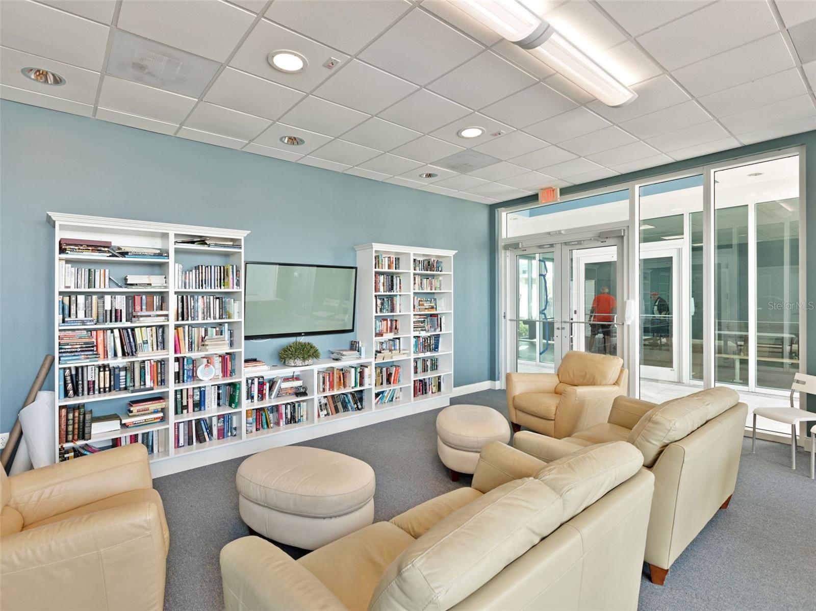 241 RIVERSIDE DR #2205, HOLLY HILL, FL, 32117