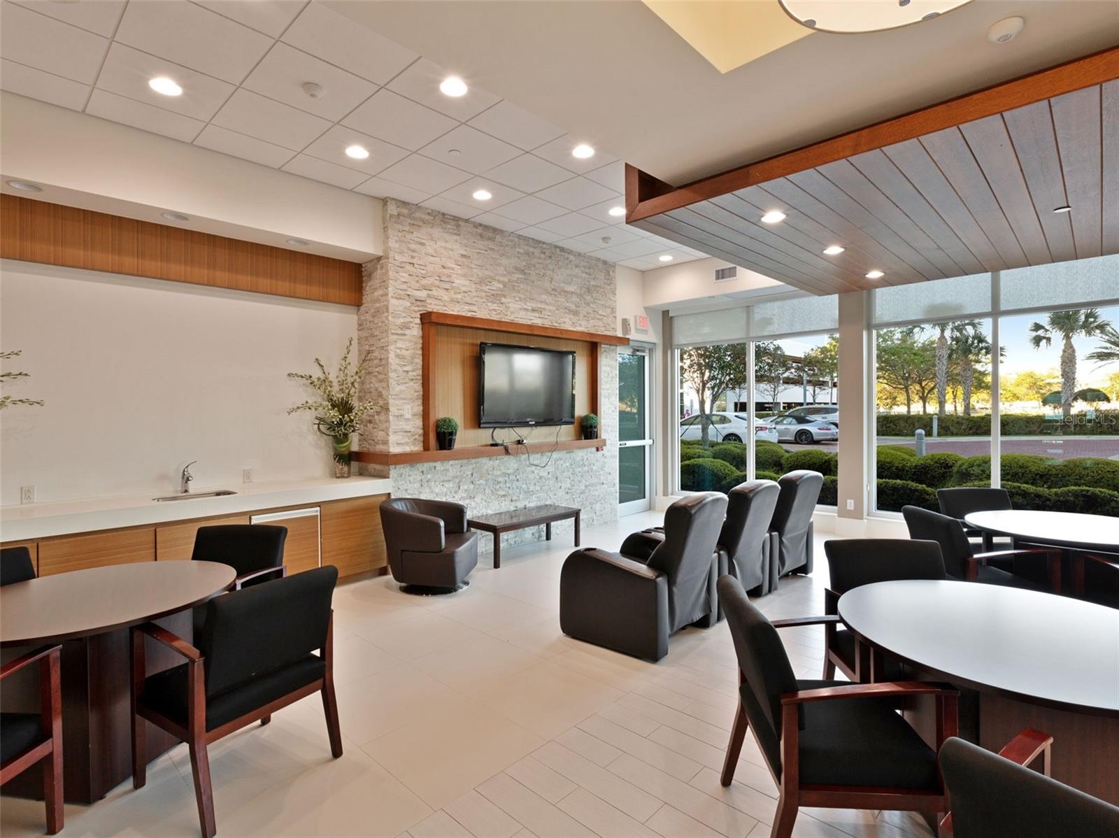 241 RIVERSIDE DR #2205, HOLLY HILL, FL, 32117