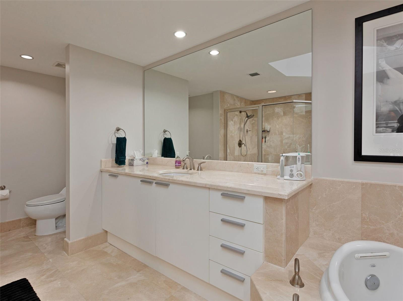 241 RIVERSIDE DR #2205, HOLLY HILL, FL, 32117