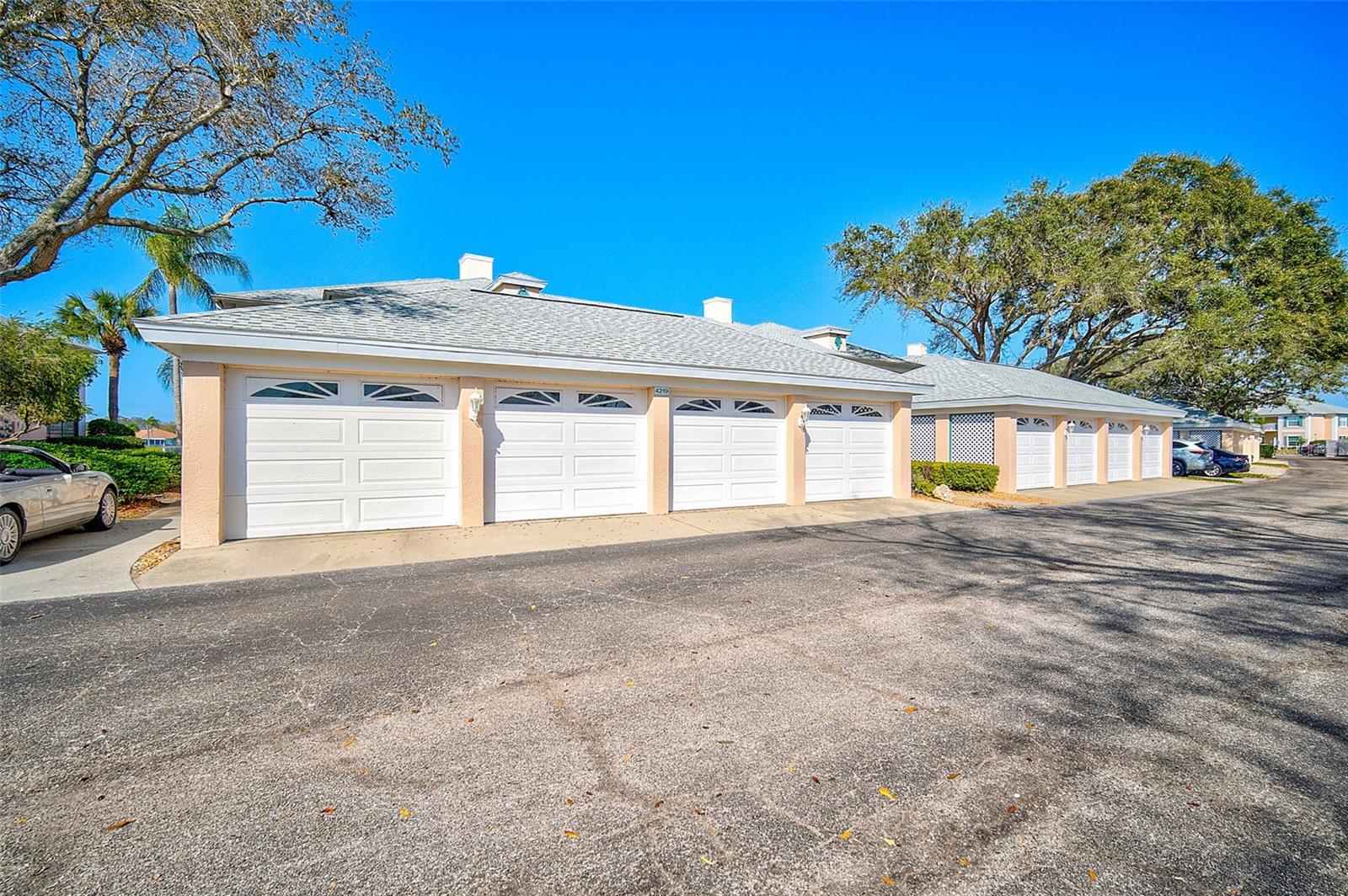 4219 CADDIE DR E #201, BRADENTON, FL, 34203