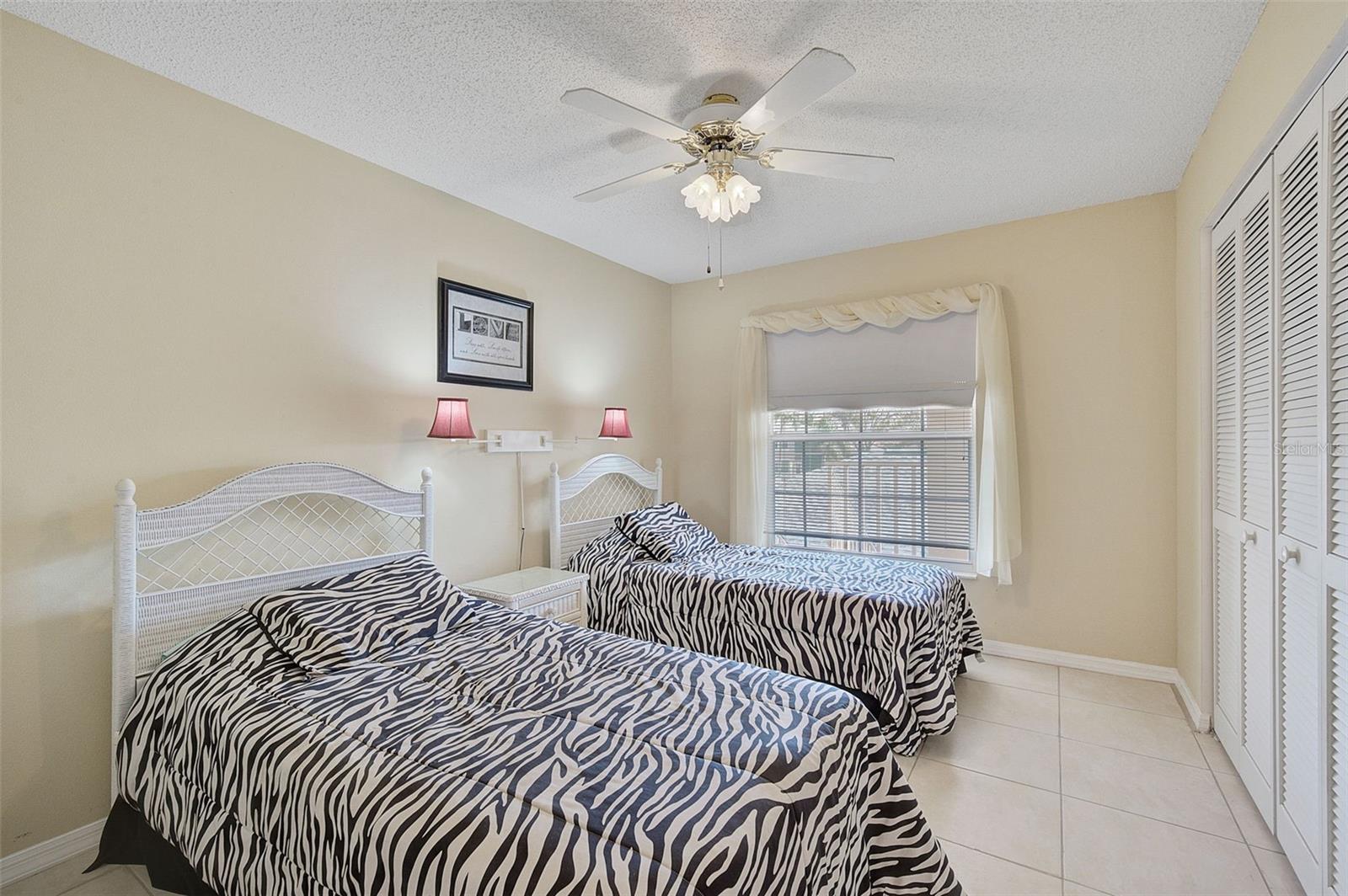 4219 CADDIE DR E #201, BRADENTON, FL, 34203