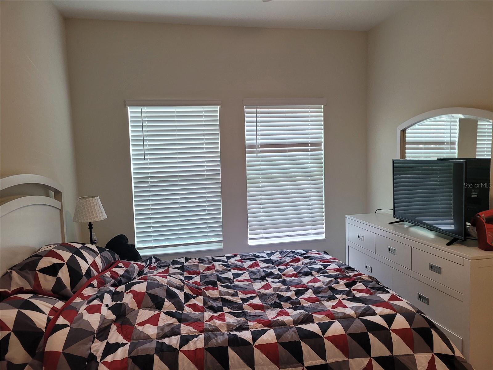 1054 QUAKER RIDGE LN, DAVENPORT, FL, 33896