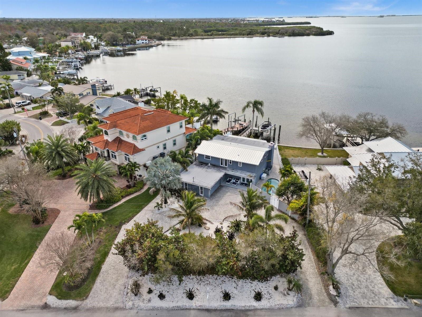 104 KLOSTERMAN RD W, PALM HARBOR, FL, 34683