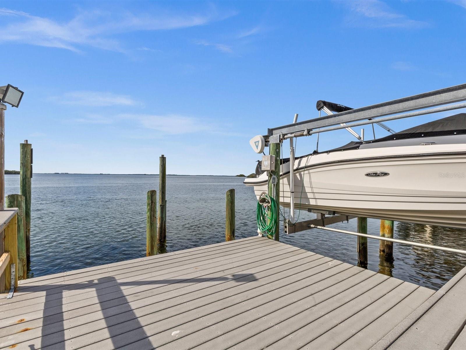 104 KLOSTERMAN RD W, PALM HARBOR, FL, 34683