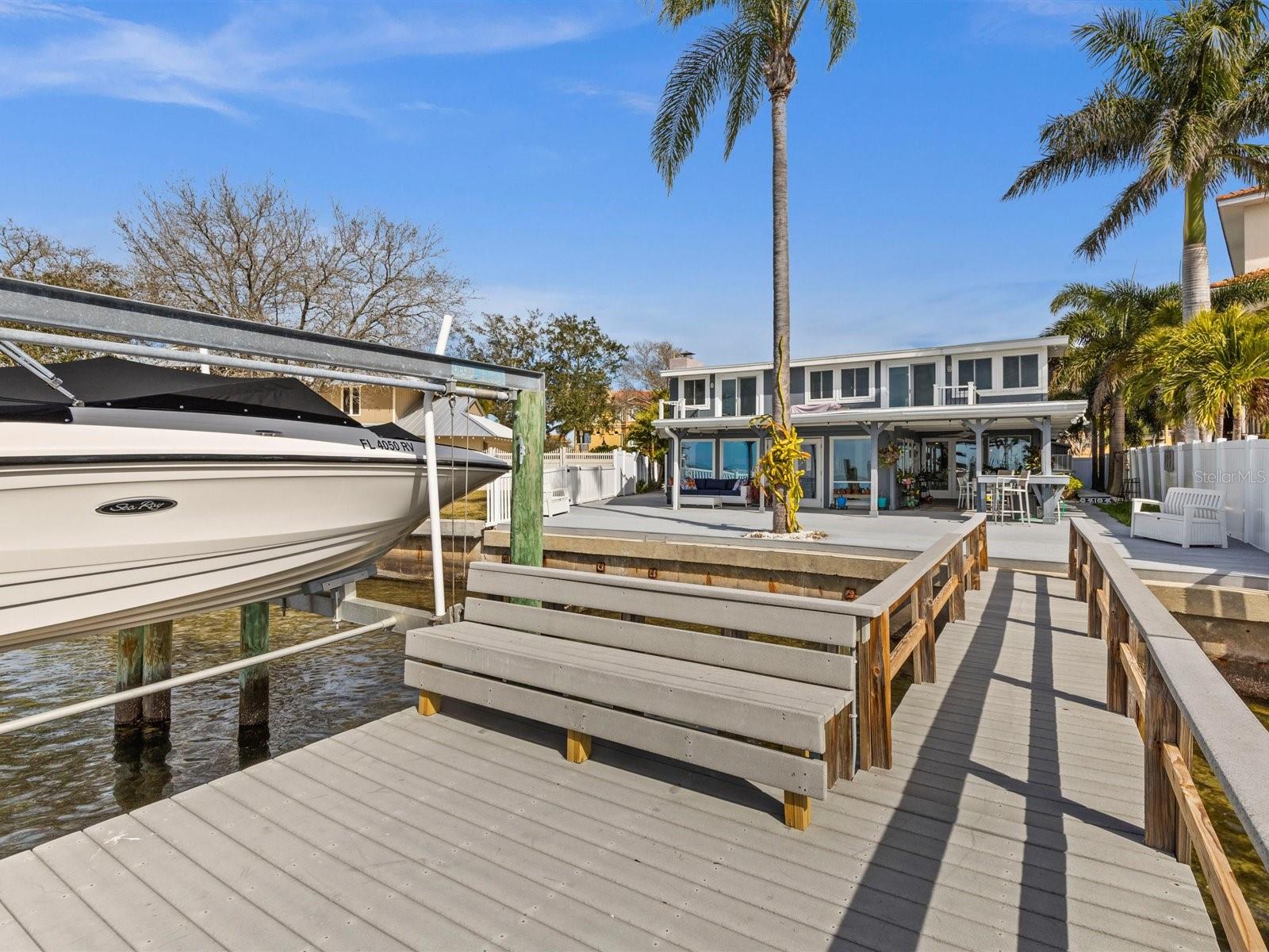 104 KLOSTERMAN RD W, PALM HARBOR, FL, 34683