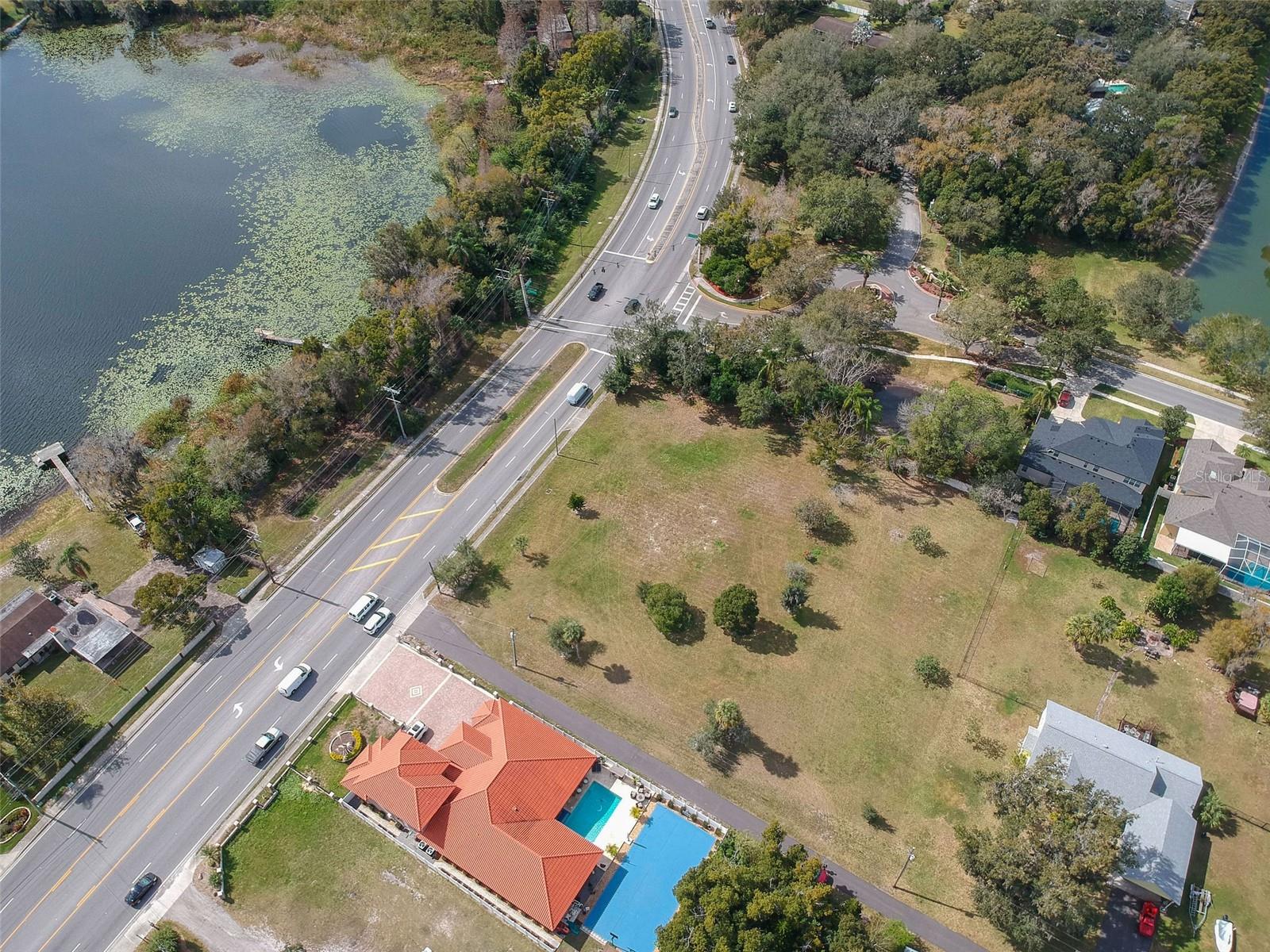 2125 W BEARSS AVE, TAMPA, FL, 33618