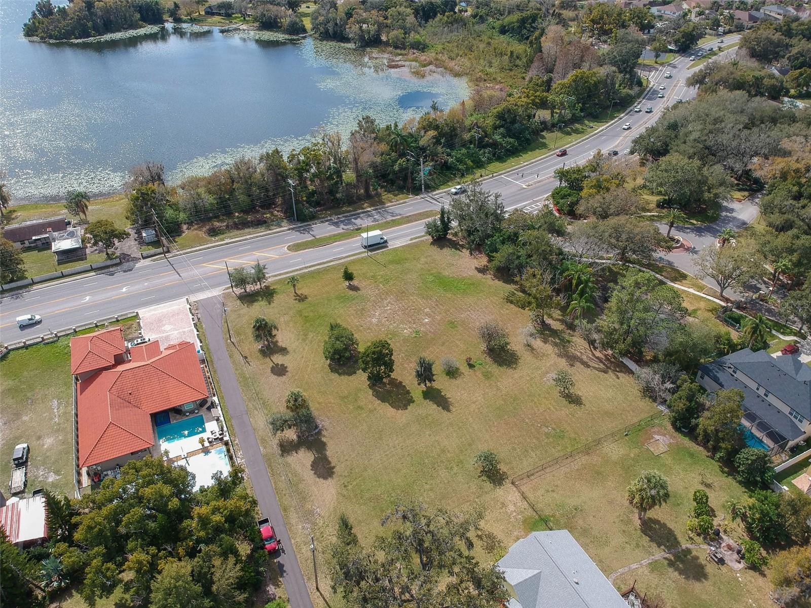 2125 W BEARSS AVE, TAMPA, FL, 33618
