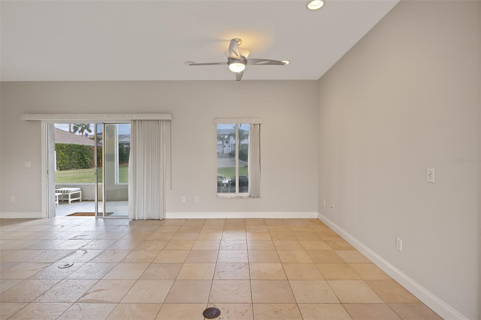 4279 S PENINSULA DR, WILBUR BY THE SEA, FL, 32127
