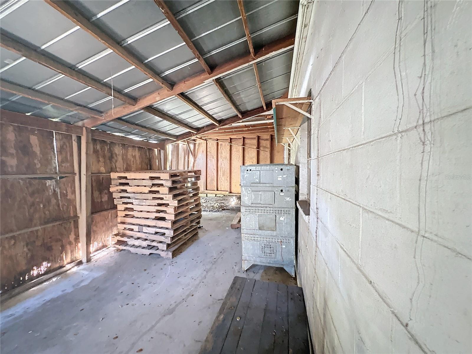 110 REYNOLDS RD, DE LEON SPRINGS, FL, 32130