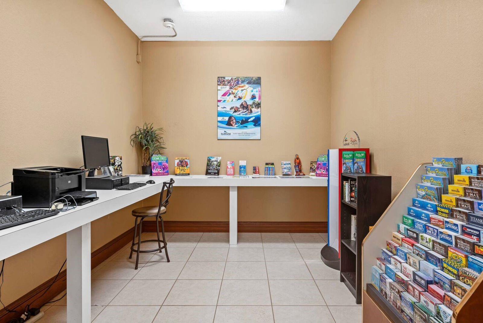 8303 PALM PKWY #307, ORLANDO, FL, 32836
